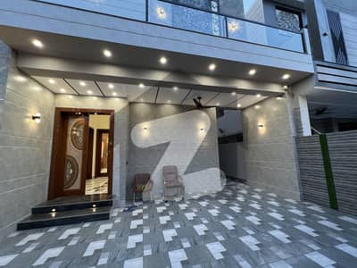 10 Marla Luxury Modern Villa in Central Park with Majestic Front Elevation For Sale 10 Marla Luxury Modern Villa in Central Park with Majestic Front Elevation For Sale