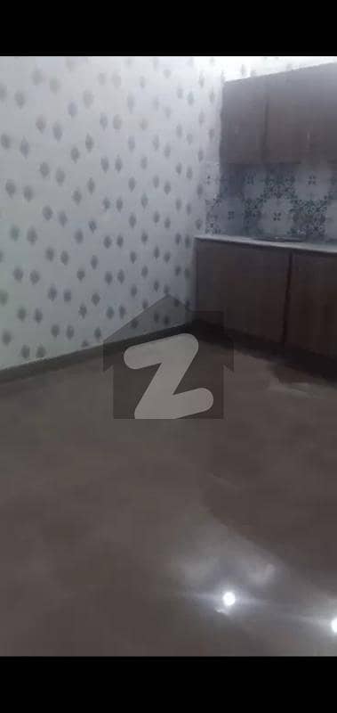 خیابانِ سرسید راولپنڈی میں 4 کمروں کا 5 مرلہ مکان 2.15 کروڑ میں برائے فروخت۔