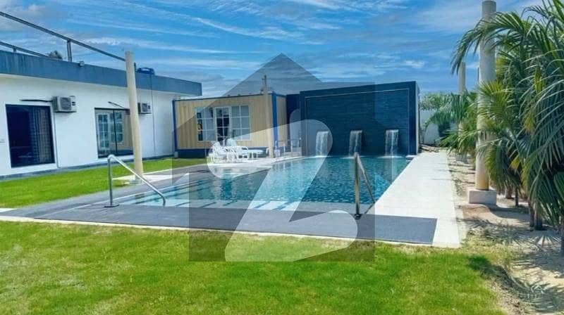 Farm House And Swimming Pool And Very Private Place Good For Family On   Daily Basis