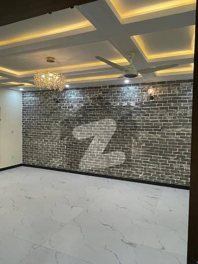 Brand New House For Rent 10 Marla Good Location Wapda Meter And Water Supply Available