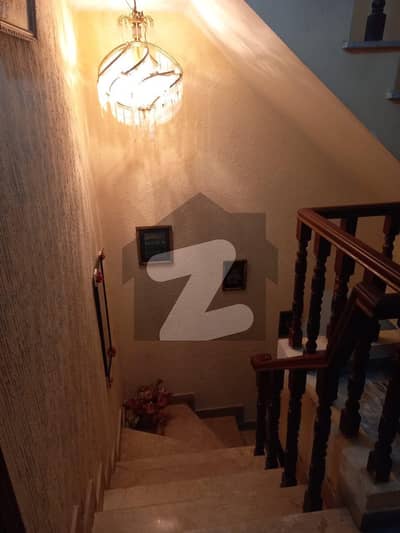 MUSTAFA TOWN 3.5 MARLA HOUSE AVAILABLE FOR SALE IN PRIM LOCATION
