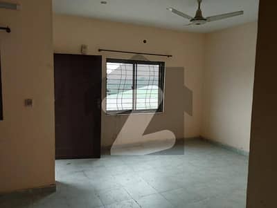 5 Marla 1st floor flat for rent khayaban e Amin