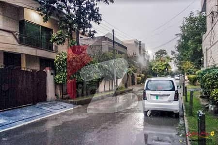 ٹاؤن شپ ۔ سیکٹر بی2 ٹاؤن شپ,لاہور میں 5 کمروں کا 13 مرلہ مکان 4.25 کروڑ میں برائے فروخت۔