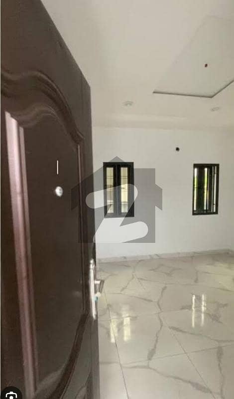 Prime Location 250 Yards Bungalow For Sale