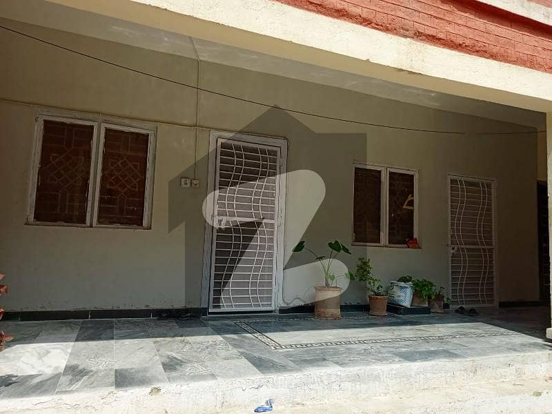 جی ۔ 10/2 جی ۔ 10,اسلام آباد میں 2 کمروں کا 4 مرلہ فلیٹ 2.2 کروڑ میں برائے فروخت۔
