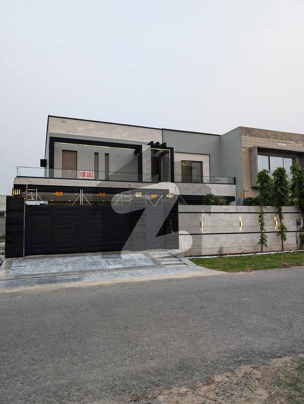 1 Kanal Beautiful House With Gas