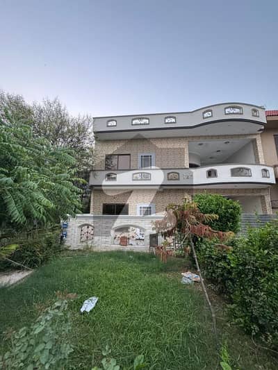 ڈی ۔ 12/1 ڈی ۔ 12,اسلام آباد میں 6 کمروں کا 10 مرلہ مکان 2.9 لاکھ میں کرایہ پر دستیاب ہے۔
