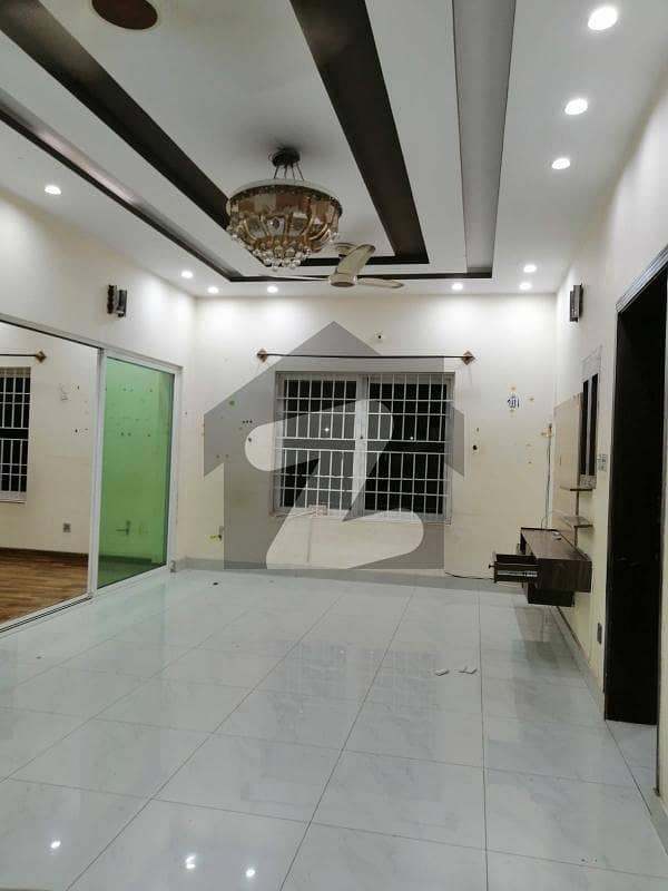 30x60 Full House Available For Rent In G-13/2 30x60 Full House Available For Rent In G-13/2