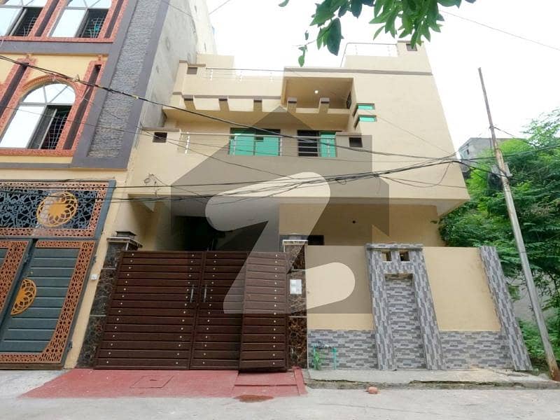 5 Marla House For sale In Sultan Town 5 Marla House For sale In Sultan Town