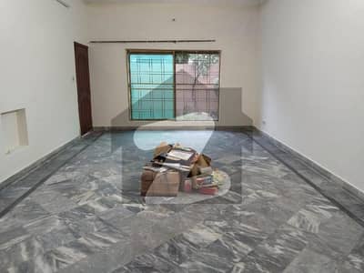 A Centrally Located Lower Portion Is Available For Rent In Lahore