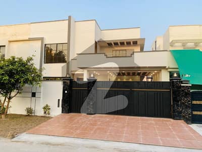 بش ایگزیکٹو ولاز ملتان میں 5 کمروں کا 10 مرلہ مکان 3.6 کروڑ میں برائے فروخت۔