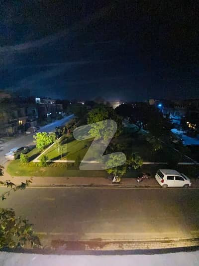 ڈریم گارڈنز فیز 1 ڈریم گارڈنز,ڈیفینس روڈ,لاہور میں 4 کمروں کا 5 مرلہ مکان 2.85 کروڑ میں برائے فروخت۔