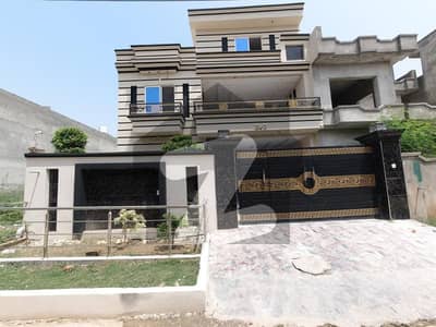 On Excellent Location Snober City 10 Marla House Up For sale