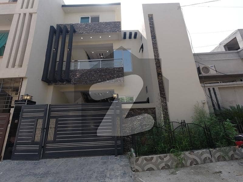 Ideally Located Good Location House For sale In Snober City Available