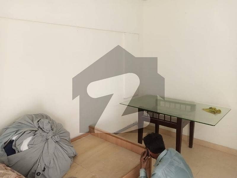 Maymar Plaza Flat In Gulshan-e-Iqbal Block-1. Maymar Plaza Flat In Gulshan-e-Iqbal Block-1.