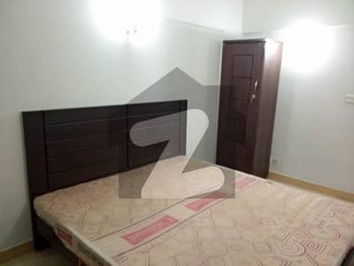 Prime Location Flat For Grabs In 950 Square Feet Karachi