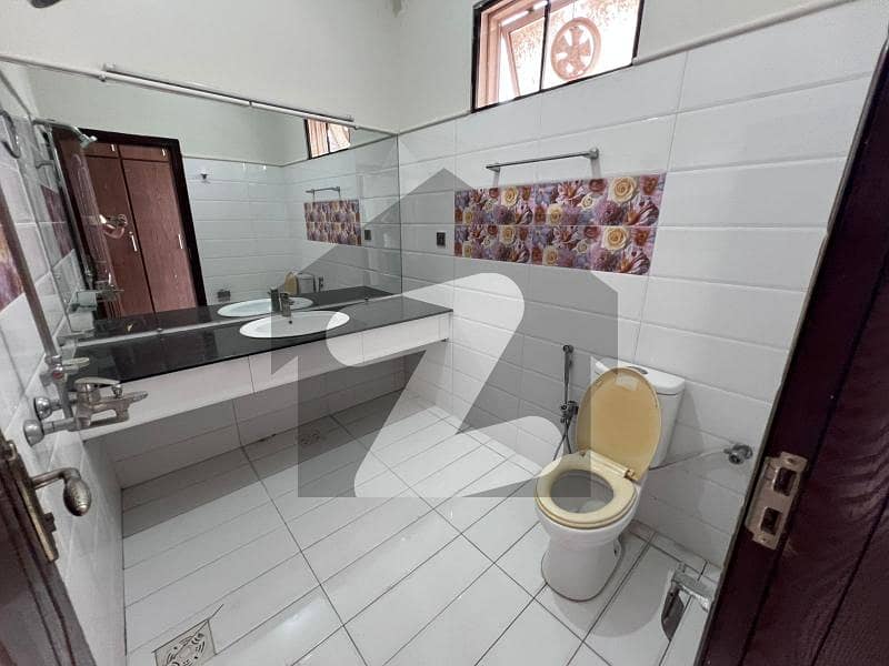 G-13 40x80 Upper Portion For Rent Double Road G-13 40x80 Upper Portion For Rent Double Road