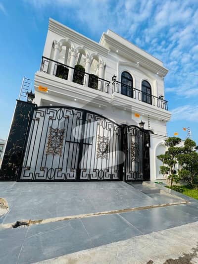 5 Marla Fully Furnished Luxury House for Sale in Park view City Lahore