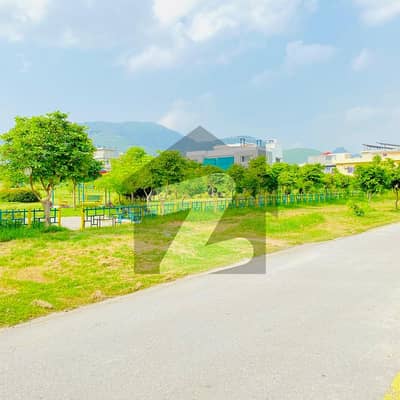 1 KANAL CORNER + PARK FACE PLOT AVAILABLE FOR SALE IN CDA SECTOR D-12