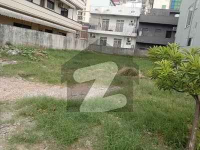 ای ۔ 11/4 ای ۔ 11,اسلام آباد میں 6 مرلہ رہائشی پلاٹ 3.2 کروڑ میں برائے فروخت۔