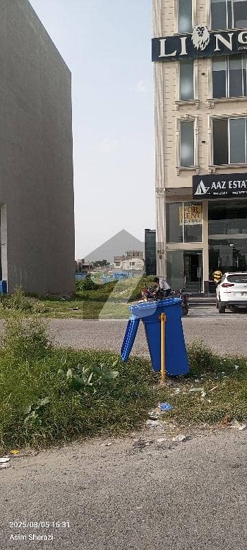 Main Broadway Commercial Corner Plot For Sale in Dha Ph 8 Block B. Only One Plot. . in Dha