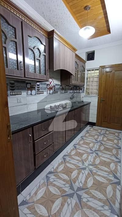25x40 new ground portion available for rent in g13