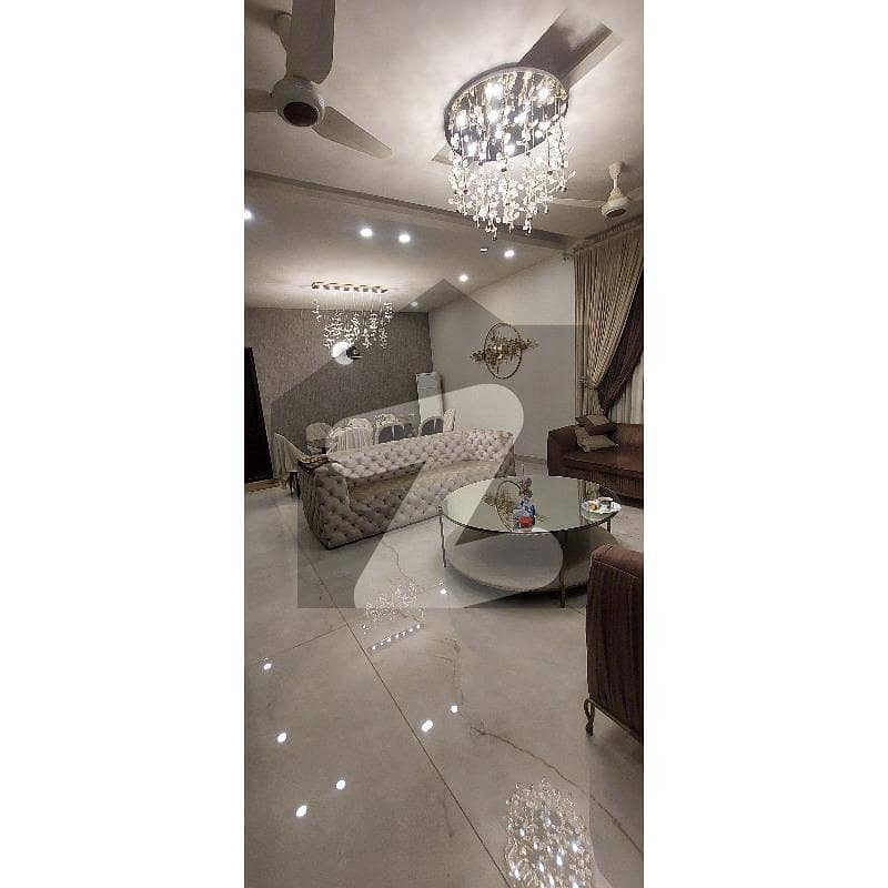 500 Square Yards Ultra Luxury Bungalow 500 Square Yards Ultra Luxury Bungalow