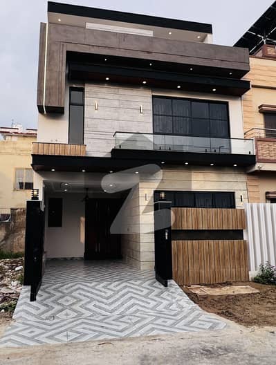سٹی ہاؤسنگ سوسائٹی گوجرانوالہ میں 4 کمروں کا 5 مرلہ مکان 2.65 کروڑ میں برائے فروخت۔ سٹی ہاؤسنگ سوسائٹی گوجرانوالہ میں 4 کمروں کا 5 مرلہ مکان 2.65 کروڑ میں برائے فروخت۔
