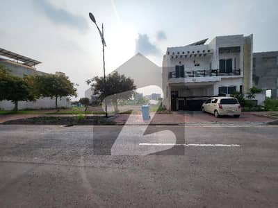 CORNER BOULEVARD PLOT FOR SALE