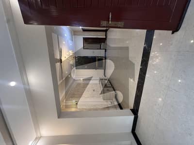 TEN MARLA HOUSE AVAILABLE FOR RENT IN WAPDA TOWN