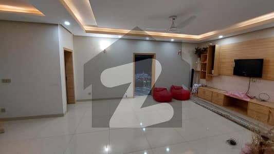 ٹاپ سٹی 1 - بلاک اے ٹاپ سٹی 1,اسلام آباد میں 5 کمروں کا 13 مرلہ مکان 5.9 کروڑ میں برائے فروخت۔