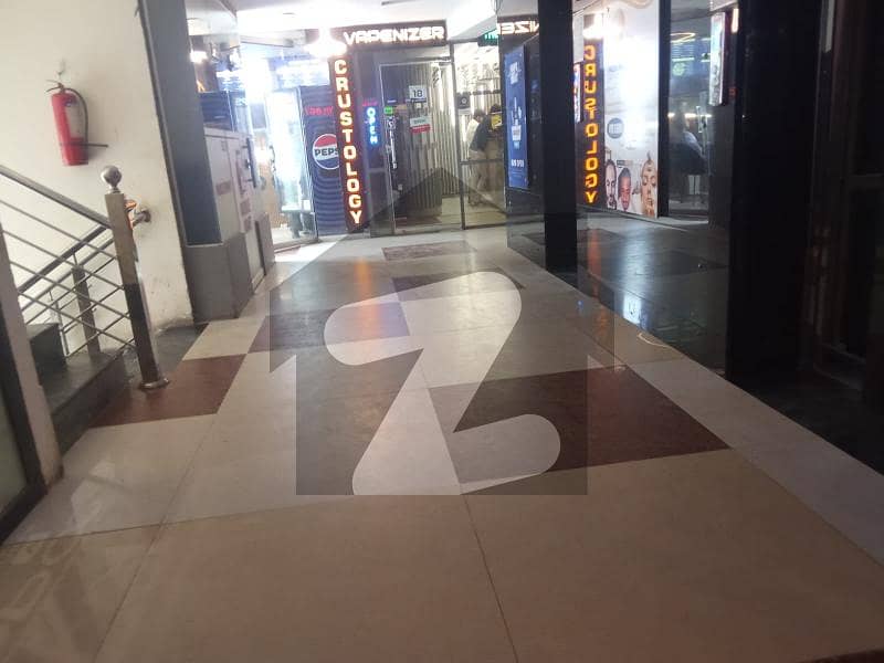SHOPS SIZE (11 X 28) AVAILABLE FOR RENT MAIN I_8 MARKAZ SHOPS SIZE (11 X 28) AVAILABLE FOR RENT MAIN I_8 MARKAZ