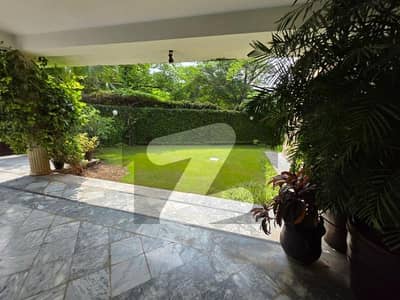 ایف ۔ 6 اسلام آباد میں 1 کنال مکان 35.0 کروڑ میں برائے فروخت۔