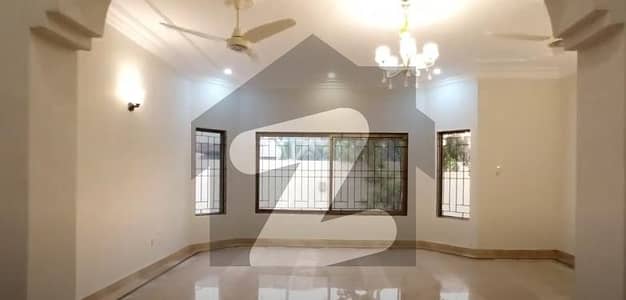 ڈی ایچ اے فیز 5 ڈی ایچ اے ڈیفینس,کراچی میں 3 کمروں کا 1 کنال مکان 9.25 کروڑ میں برائے فروخت۔ ڈی ایچ اے فیز 5 ڈی ایچ اے ڈیفینس,کراچی میں 3 کمروں کا 1 کنال مکان 9.25 کروڑ میں برائے فروخت۔