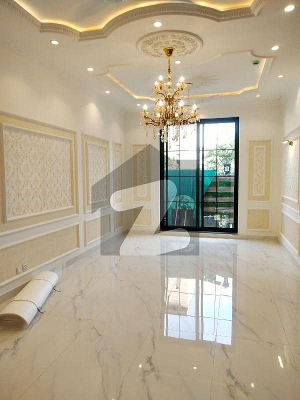 5 Marla House For Rent prime location