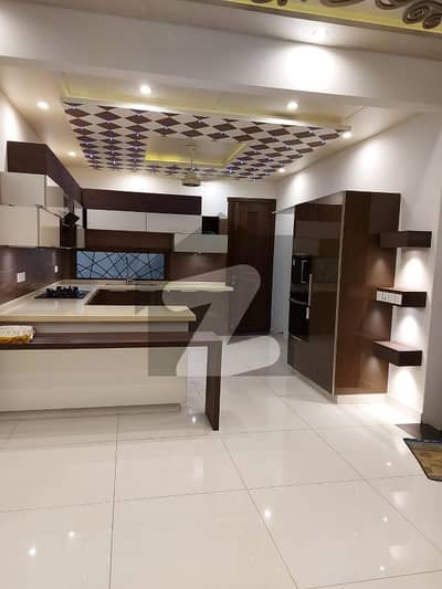 200 Yard Dream Home: Your Luxury Oasis Awaits 200 Yard Dream Home: Your Luxury Oasis Awaits