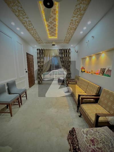 نشیمنِ