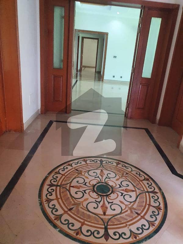 CORNER 1 KANAL UPPER LOCK & LOWER PORTION & BASEMENT & ONE KANAL LAWN CORNER 1 KANAL UPPER LOCK & LOWER PORTION & BASEMENT & ONE KANAL LAWN
