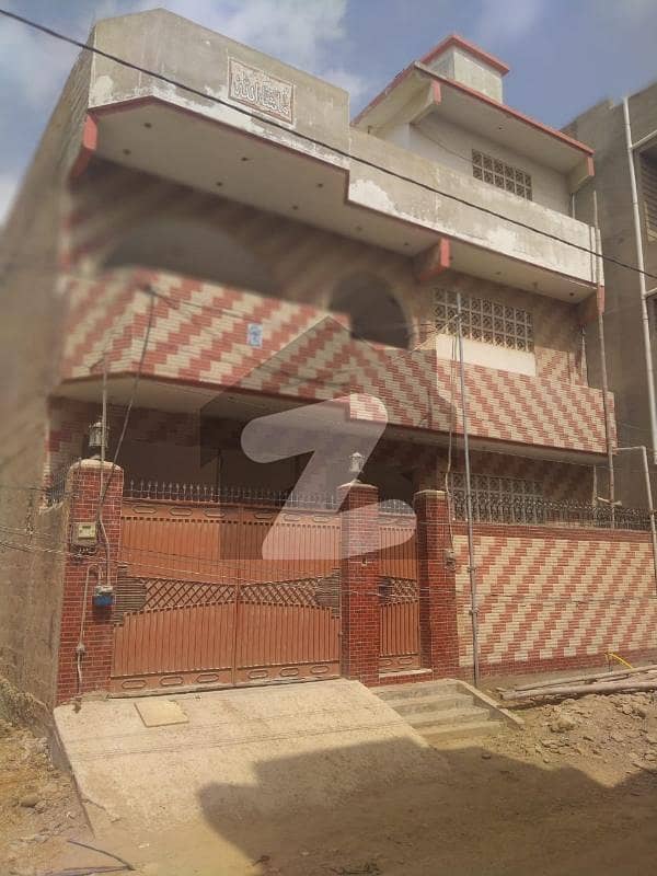 ملیر کراچی میں 8 کمروں کا 10 مرلہ مکان 3.5 کروڑ میں برائے فروخت۔