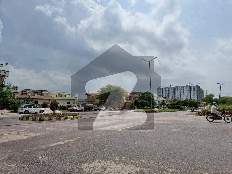 Plot For Sale (50x90)