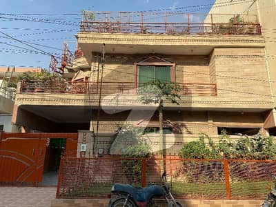 گلشنِ اقبال - بلاک 4 گلشنِ اقبال,گلشنِ اقبال ٹاؤن,کراچی میں 4 کمروں کا 10 مرلہ مکان 6.0 کروڑ میں برائے فروخت۔ گلشنِ اقبال - بلاک 4 گلشنِ اقبال,گلشنِ اقبال ٹاؤن,کراچی میں 4 کمروں کا 10 مرلہ مکان 6.0 کروڑ میں برائے فروخت۔