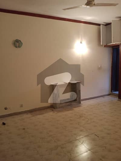 جی