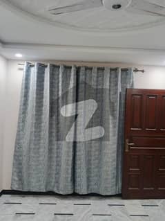 Mumty Room Available For Rent At Good Location