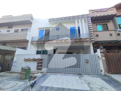 7 Marla House Available For Sale