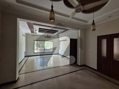 Stylish 3-Bed Apartment for Sale in Mehr Apartments, H-13 Islamabad | 3rd Floor | Lift Operational