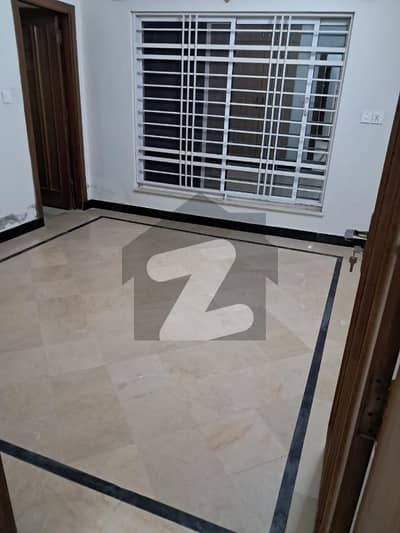5 Marla 25*50 Ground Portion For Rent In G-14/4 Near Market Masjid Park Or Metro Satation