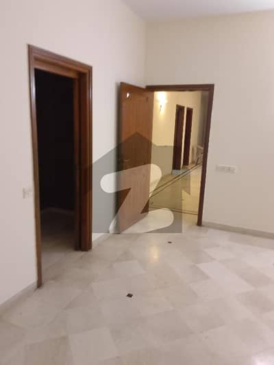ڈی ایچ اے فیز 1 ڈی ایچ اے ڈیفینس,کراچی میں 6 کمروں کا 1 کنال مکان 8.6 کروڑ میں برائے فروخت۔