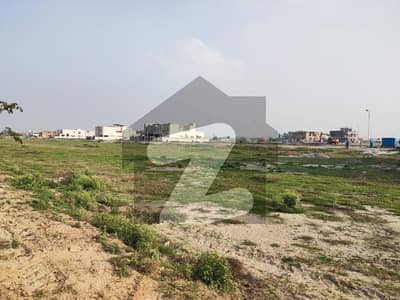 1000 Sq. Yards West Open Plot 31st Street Off Khayaban-E-Iqbal | DHA Phase 8 Zone A Prime Location