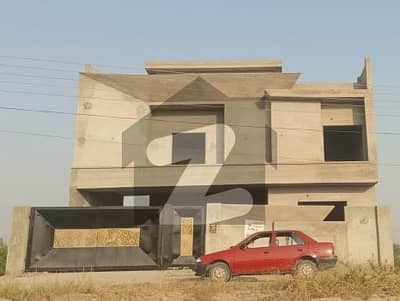 فاطمہ جناح ٹاؤن ۔ بلاک سی فاطمہ جناح ٹاؤن,ملتان میں 6 کمروں کا 11 مرلہ مکان 1.5 کروڑ میں برائے فروخت۔