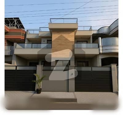 حیات آباد فیز 4 حیات آباد,پشاور میں 7 کمروں کا 10 مرلہ مکان 1.5 لاکھ میں کرایہ پر دستیاب ہے۔